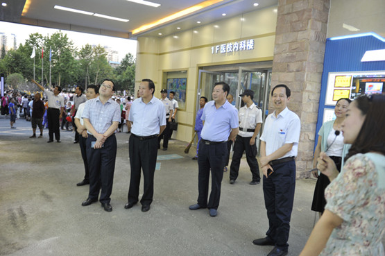 我院庆祝建党95周年暨第六届医师节颁奖典礼成功举行
