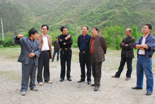 双联双助帮扶尚家河村