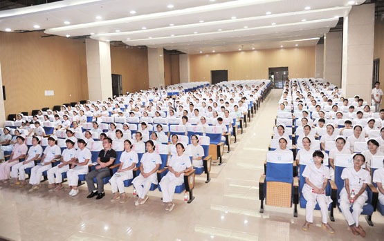 我院2013-2014年N0级护士规范化培训结业典礼圆满落幕