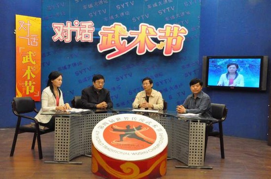 院长王一平做客《车城大讲坛》