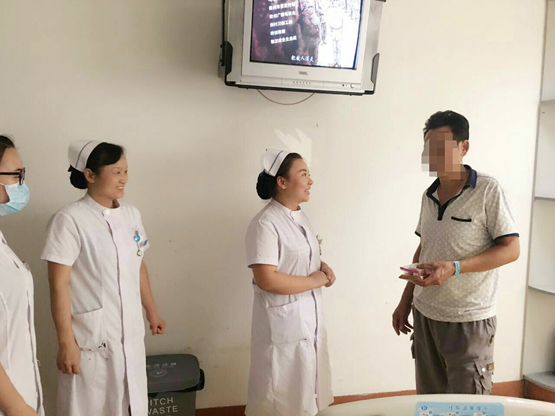 甲乳外科2病区医患一起共渡中秋