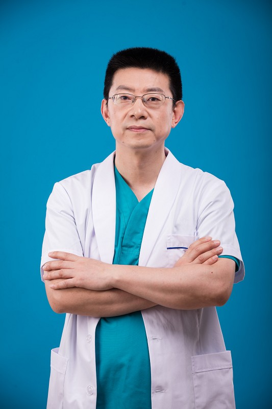 赵旸：妙手挽救早产患儿