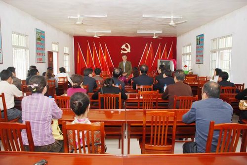 我院无党派人士参观长坪塘村教育基地