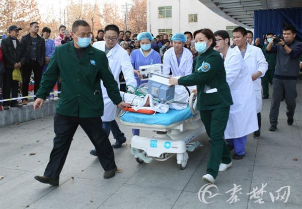 我市首例空中120急救转运病人飞赴武汉